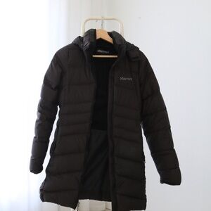 Marmot Women's Montreal Black Puffer Coat in size Small